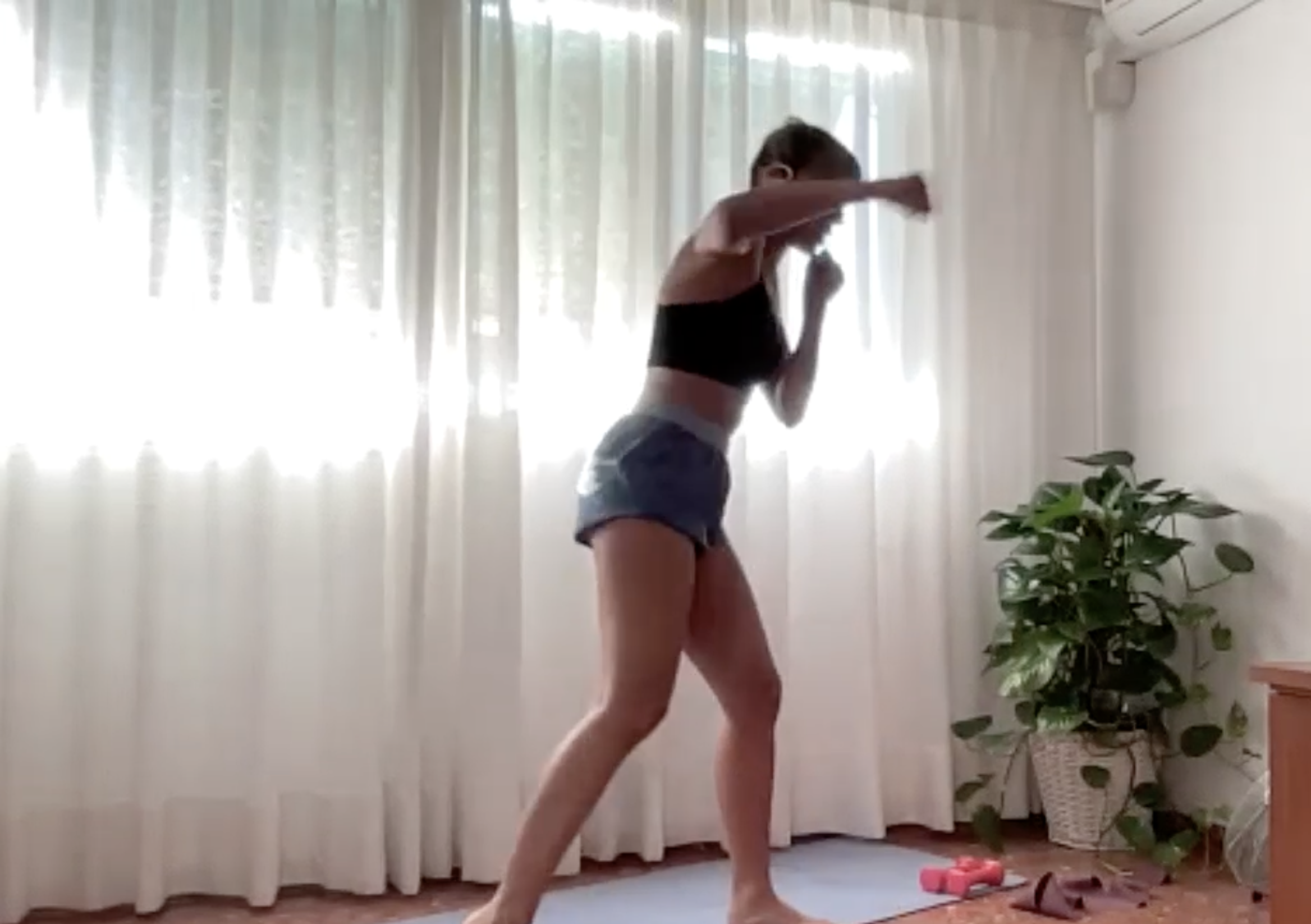 Barre Box Tabata- Mancuernas y banda larga 35´ (Directo 25/09/23)